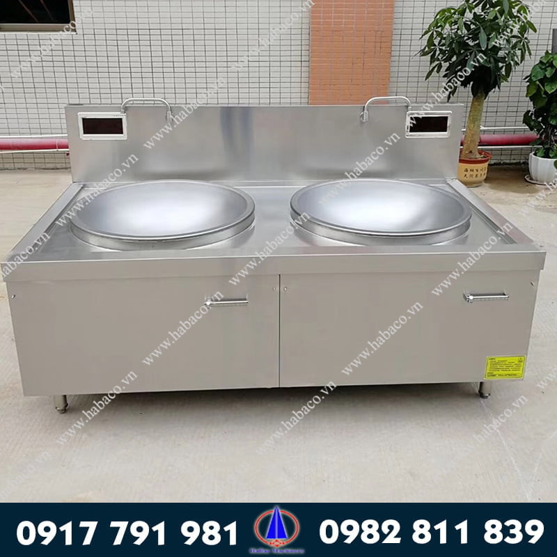 Bếp xào đôi có 2 bầu nước